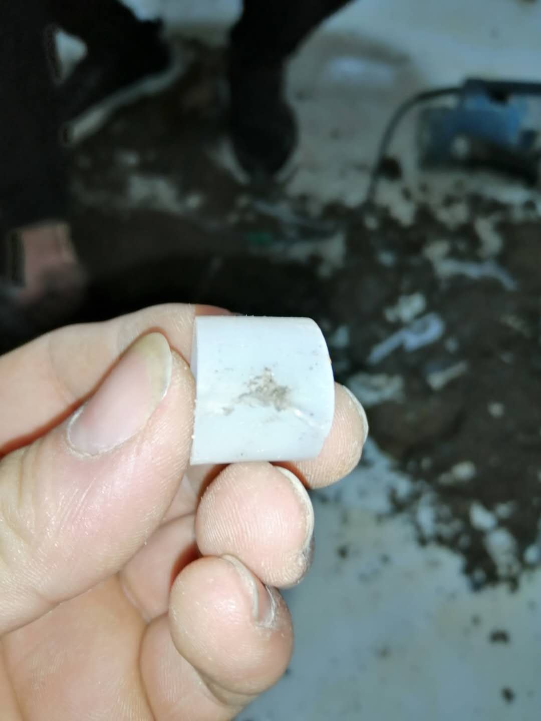 石景山家里地暖漏水了怎么办？